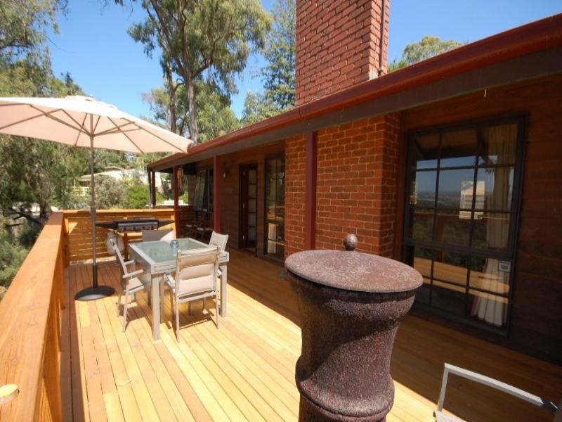 13 Old Warburton Highway, Seville VIC 3139