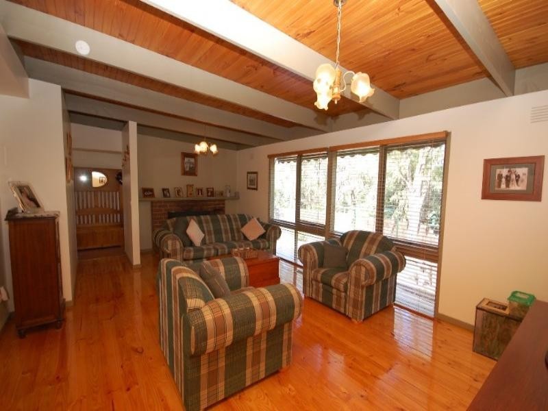 75 Johns Crescent, Mount Evelyn VIC 3796