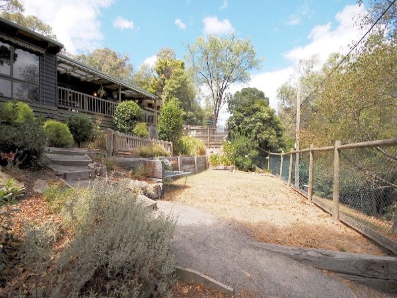 75 Johns Crescent, Mount Evelyn VIC 3796