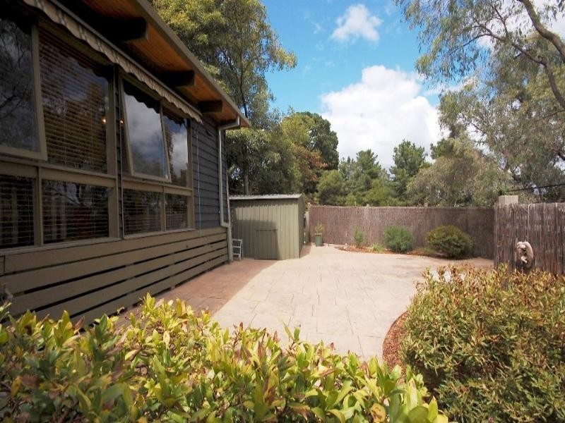 75 Johns Crescent, Mount Evelyn VIC 3796