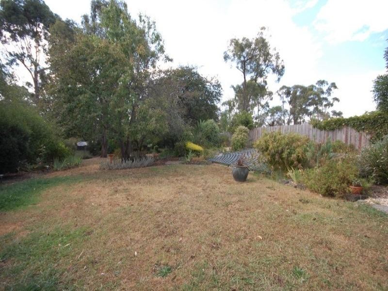 13 Dorothy Road, Mount Evelyn VIC 3796