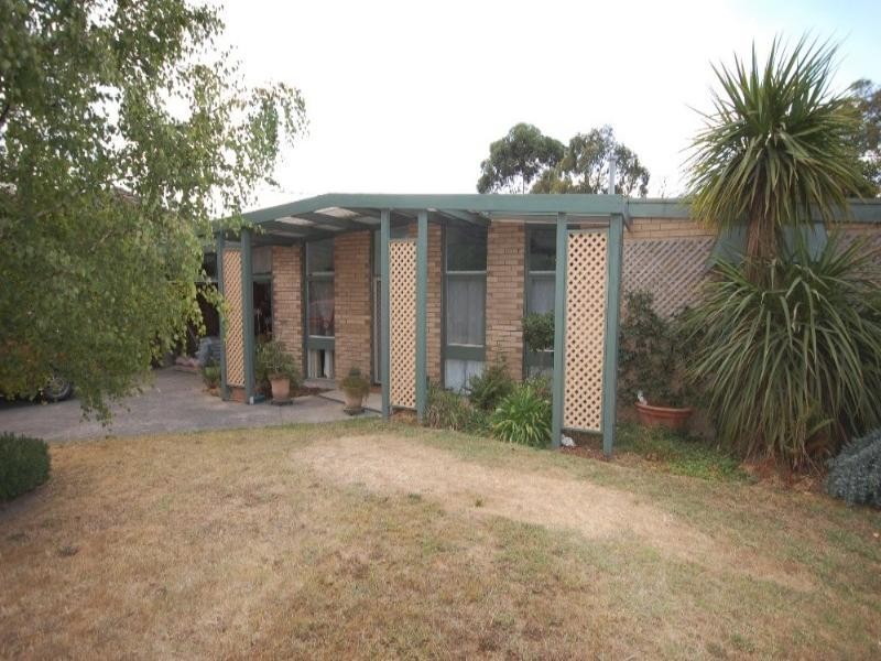 13 Dorothy Road, Mount Evelyn VIC 3796