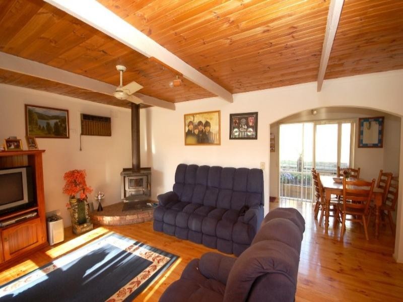 32 Glenwright Avenue, Woori Yallock VIC 3139