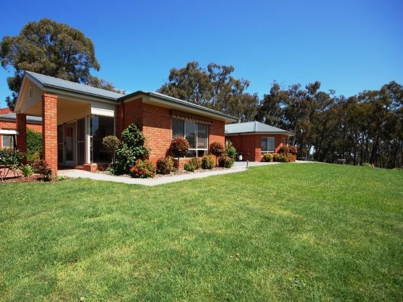 27 Lily Road, Lilydale VIC 3140