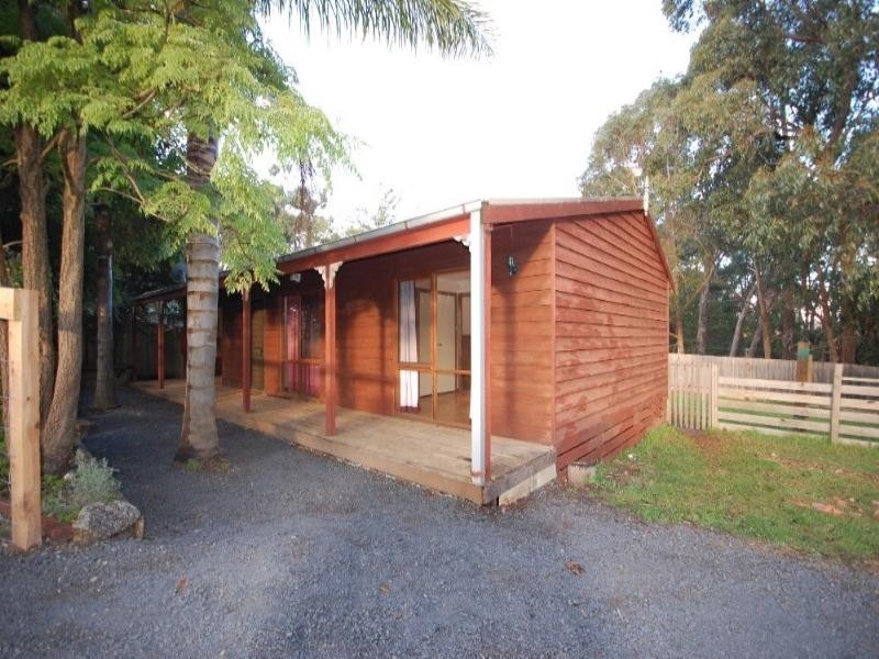 2 Monbulk Road, Mount Evelyn VIC 3796