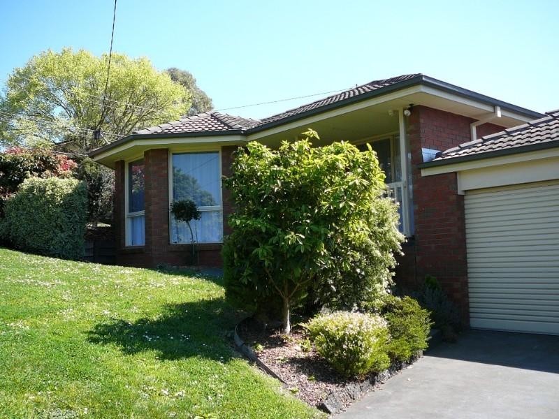 1/1 Huntingdale Drive, Chirnside Park VIC 3116