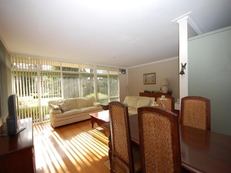 1/19 Bungalook Road, Bayswater North VIC 3153