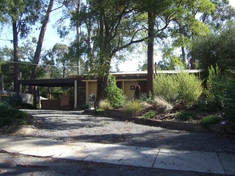 6 Elizabeth Street, Mount Evelyn VIC 3796