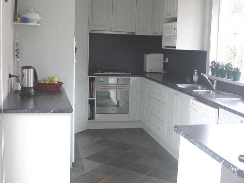 14 School Road, Seville VIC 3139