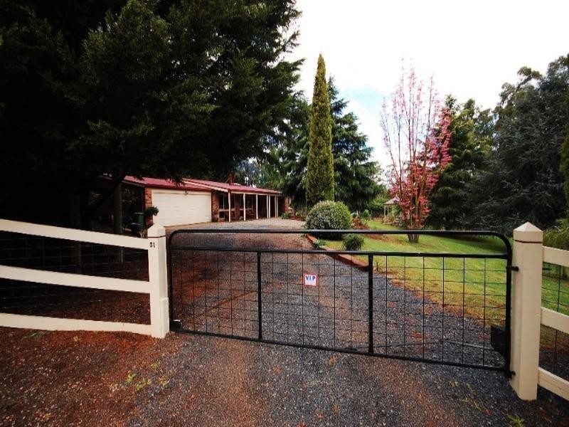 51 Edmund Road, Silvan VIC 3795