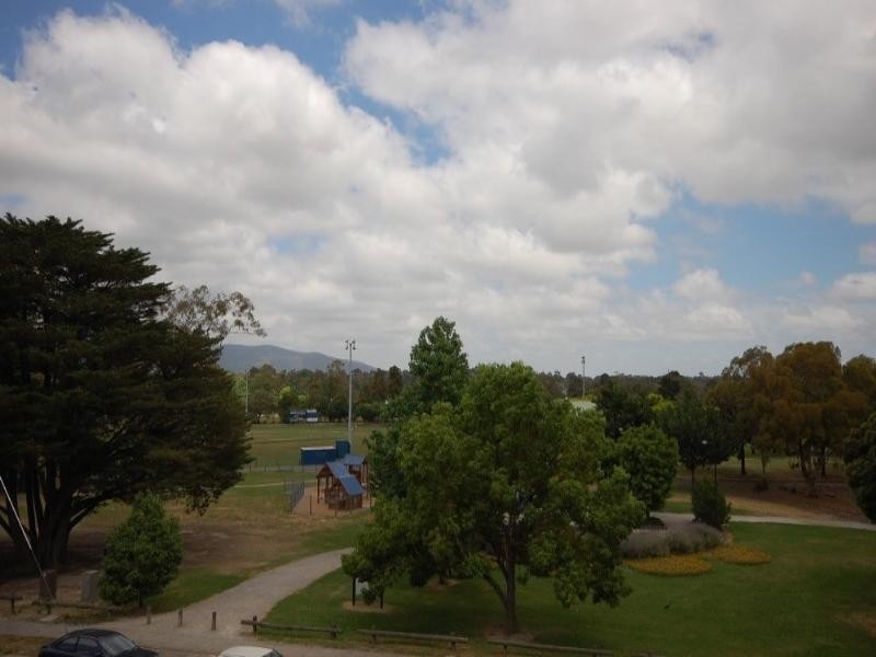 92/13-15 Hewish Road, Croydon VIC 3136