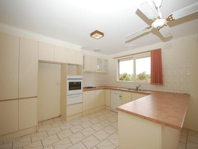 9 Queens Road, Silvan VIC 3795