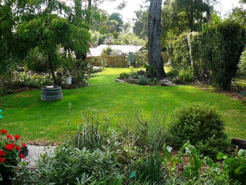 107 Monbulk Road, Mount Evelyn VIC 3796