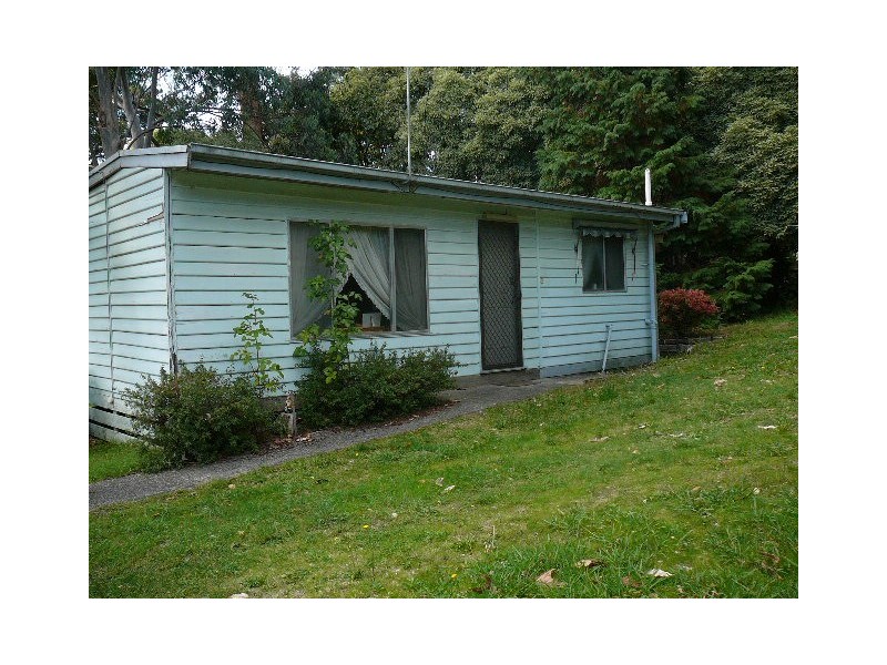 8B Gardner Parade, Mount Evelyn VIC 3796