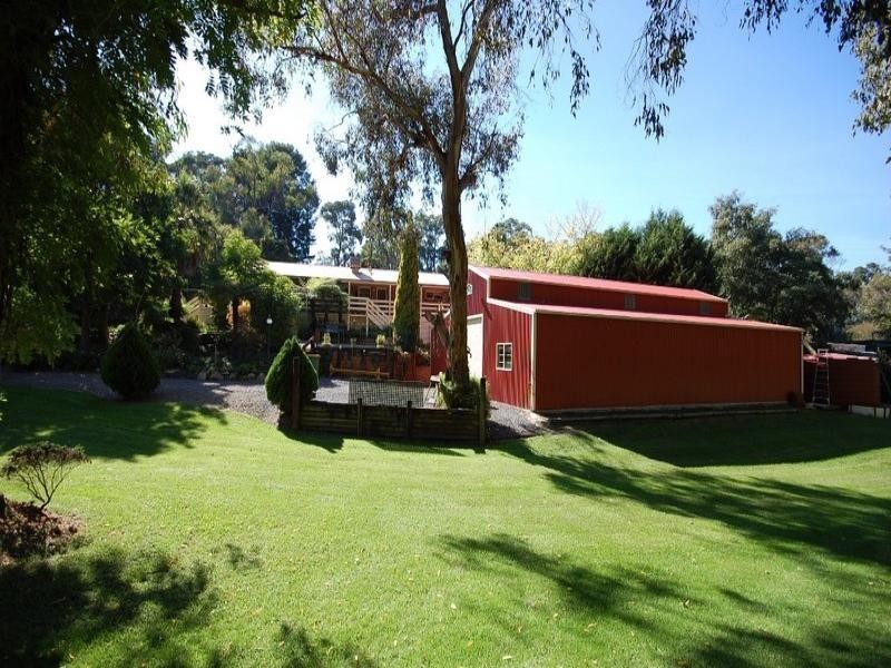 6 Forge Road, Mount Evelyn VIC 3796