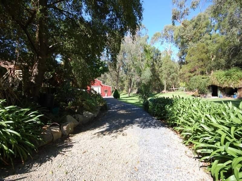 6 Forge Road, Mount Evelyn VIC 3796