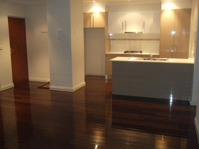 11/70 Hewish Road, Croydon VIC 3136