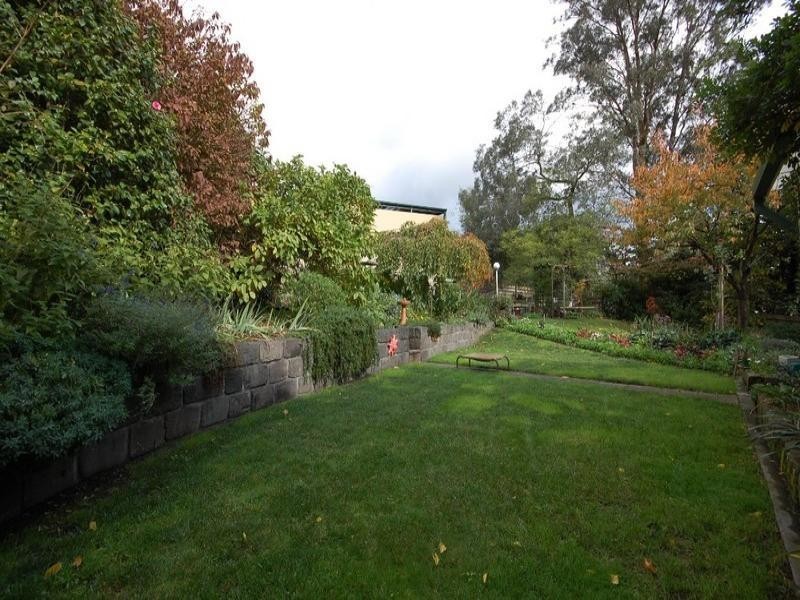 98 Birmingham Road, Mount Evelyn VIC 3796