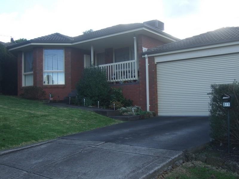2/1 Huntingdale Drive, Chirnside Park VIC 3116