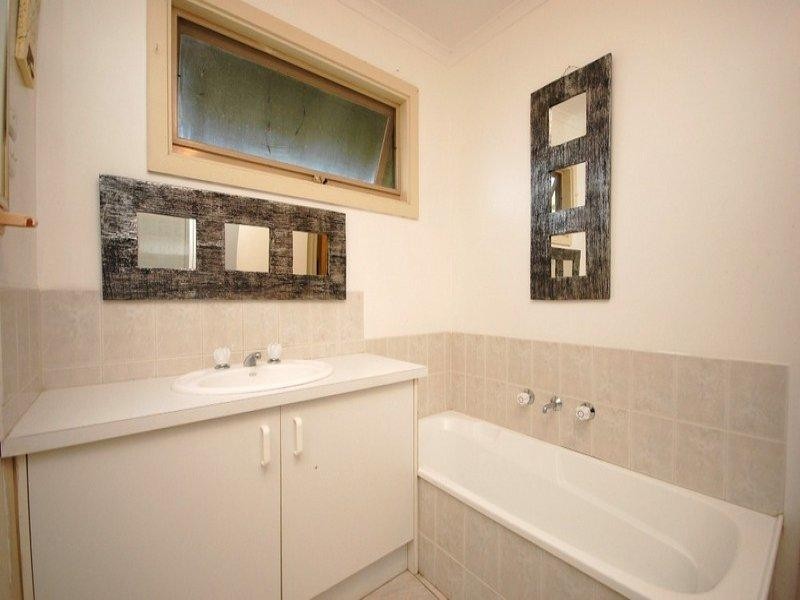 12 Cameron Road, Mount Evelyn VIC 3796