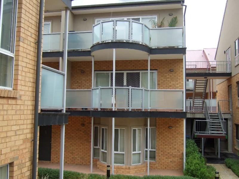 55/11-19 Hewish Road, Croydon VIC 3136