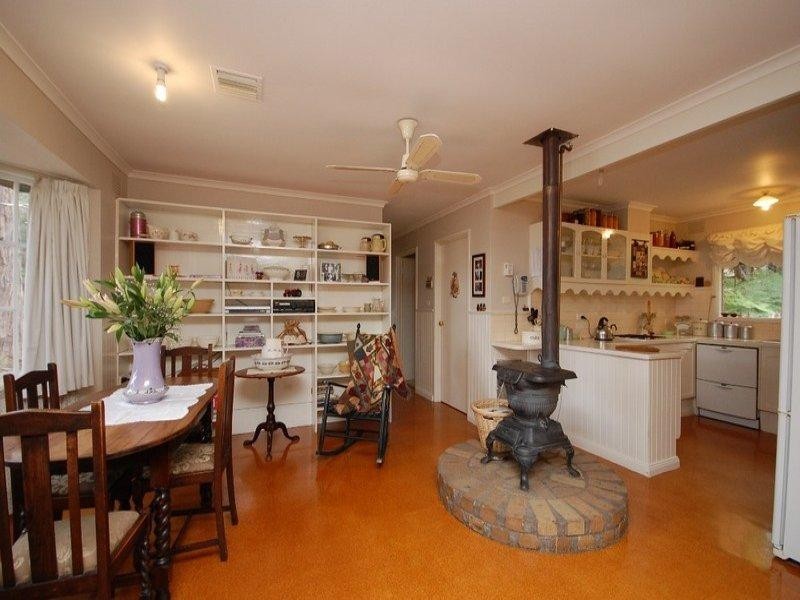 4 Aqueduct Avenue, Mount Evelyn VIC 3796