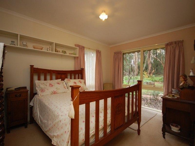 4 Aqueduct Avenue, Mount Evelyn VIC 3796