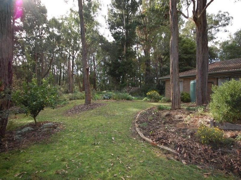 4 Aqueduct Avenue, Mount Evelyn VIC 3796