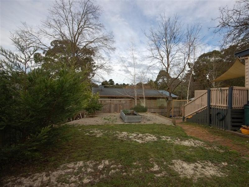 8 Fernhill Road, Mount Evelyn VIC 3796