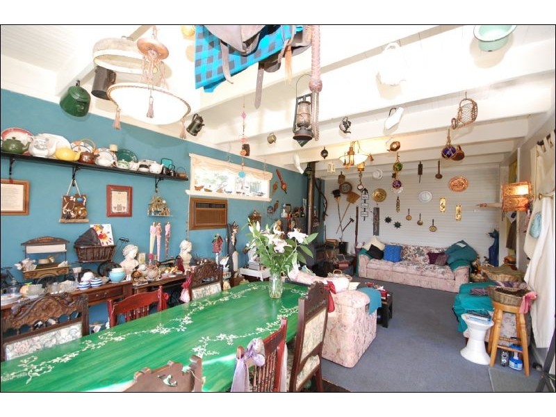 6 George Street, Wandin North VIC 3139