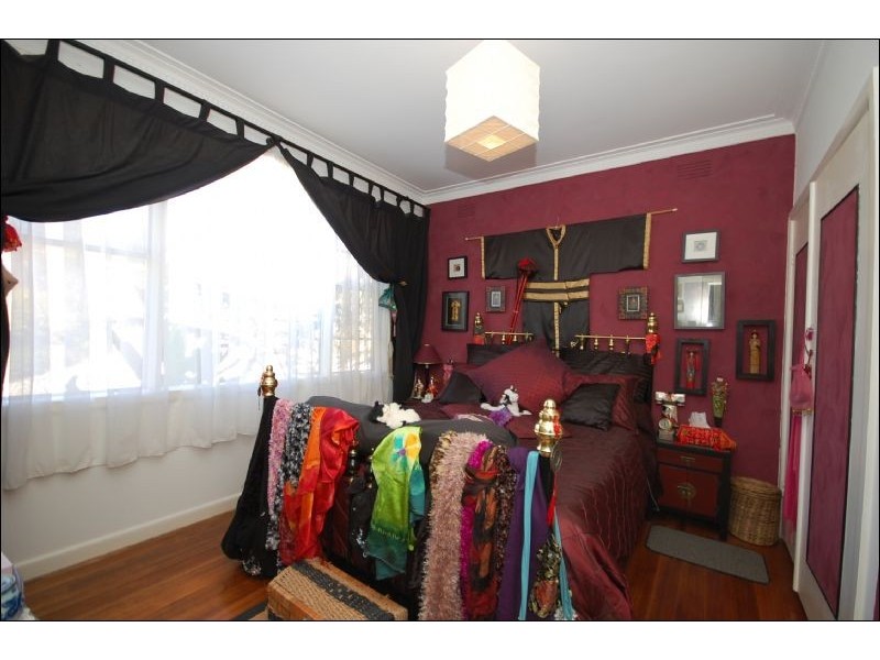 6 George Street, Wandin North VIC 3139