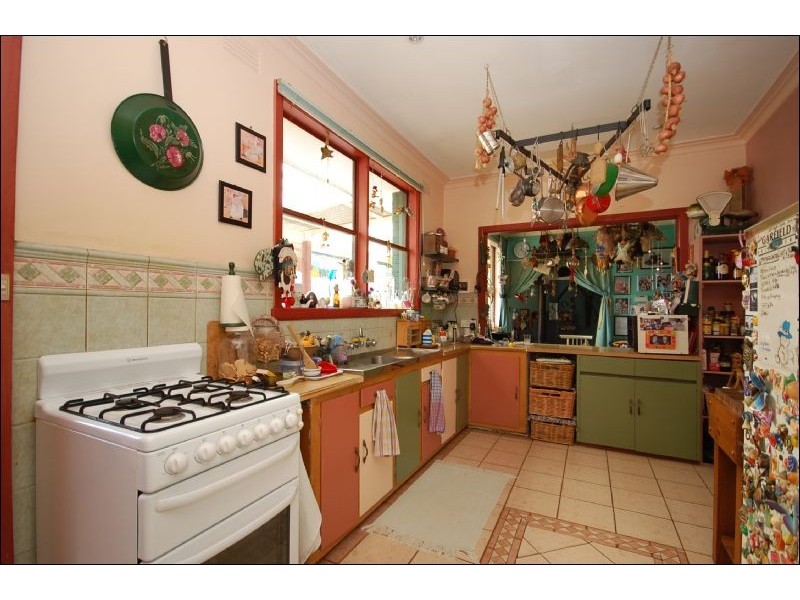 6 George Street, Wandin North VIC 3139