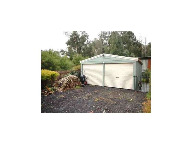 12 Cameron Road, Mount Evelyn VIC 3796