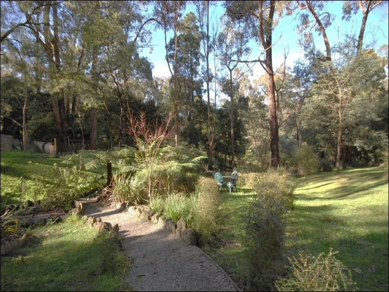 45 Railway Road, Mount Evelyn VIC 3796