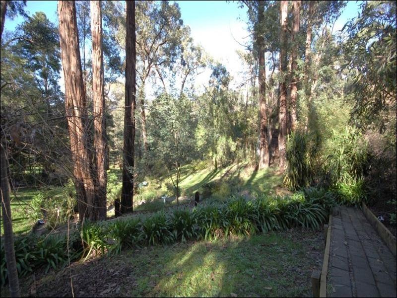 45 Railway Road, Mount Evelyn VIC 3796