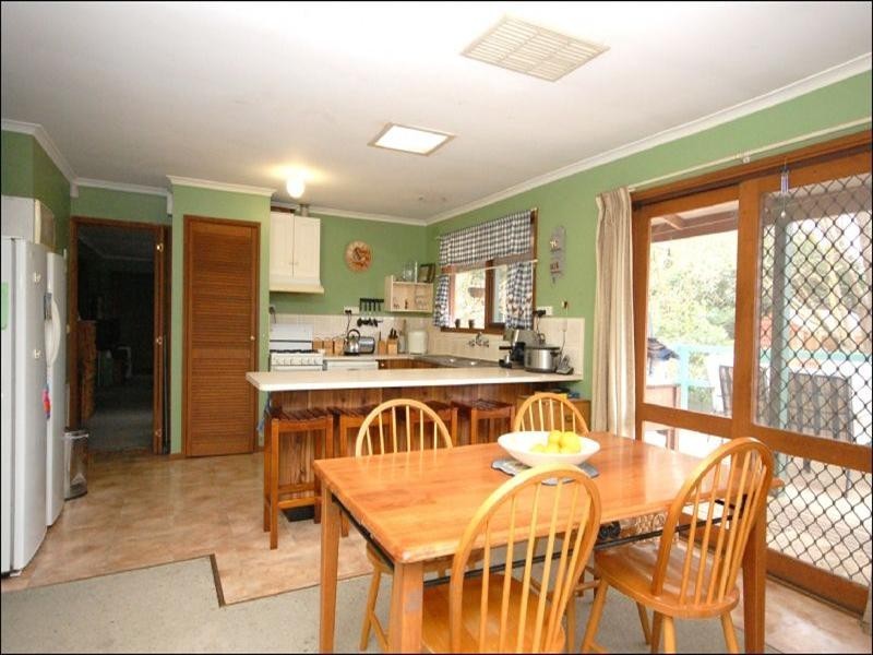 3 Raleigh Street, Seville VIC 3139