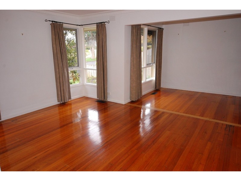 7 Ricky Court, Mooroolbark VIC 3138