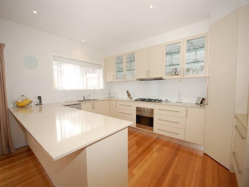 6a Wyuna Walk, Mooroolbark VIC 3138