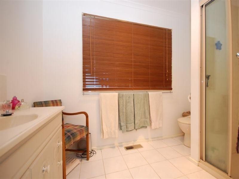 6 High Street, Seville East VIC 3139