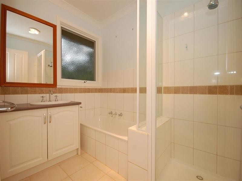 2 Bradman Avenue, Mount Evelyn VIC 3796