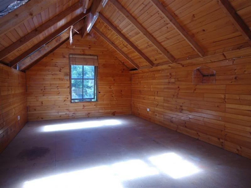 81 Falkingham Road, Mount Evelyn VIC 3796