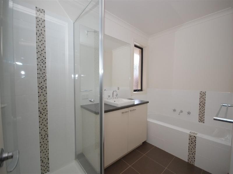 1/15 Hereford Road, Mount Evelyn VIC 3796