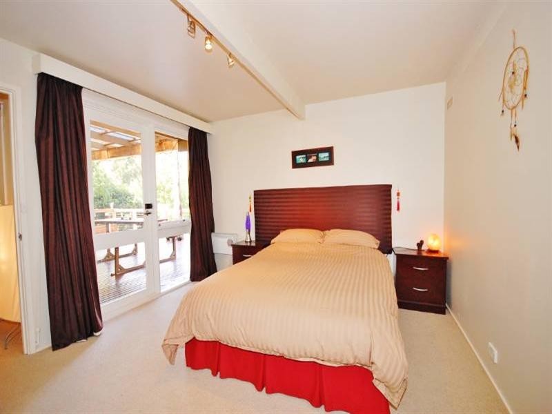 2 Blue Wren Court, Mount Evelyn VIC 3796