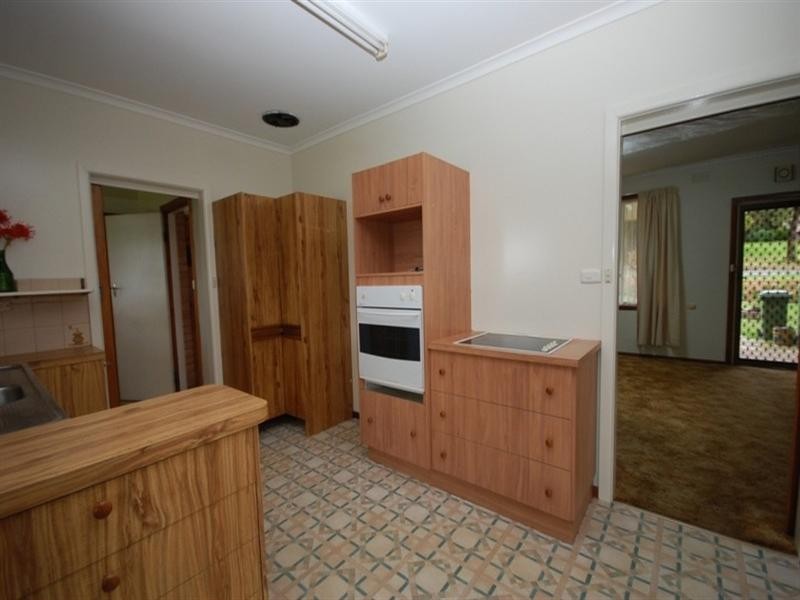 383 Warburton Highway, Wandin North VIC 3139