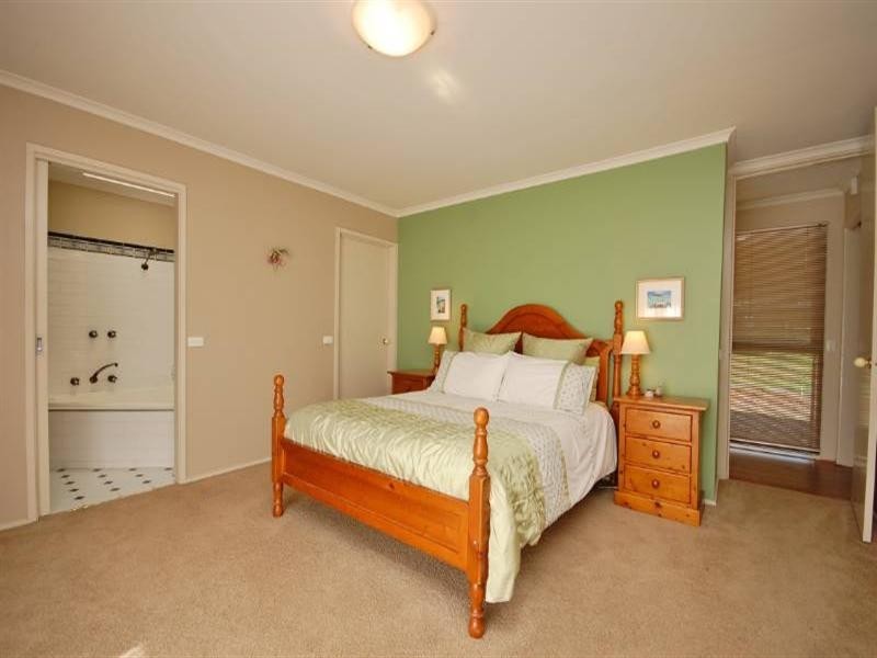 3 The Wridgeway, Mount Evelyn VIC 3796