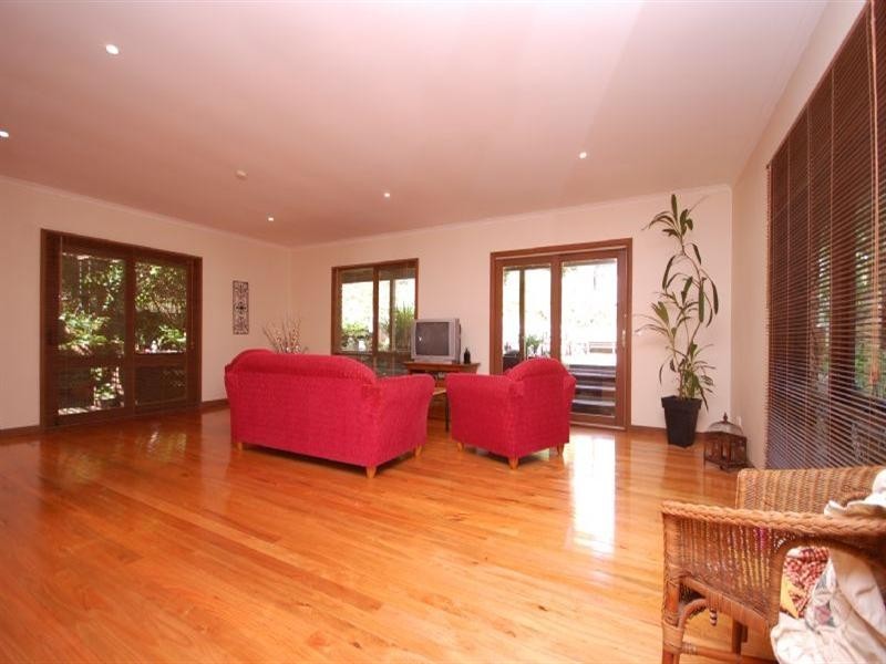 10 Nekla Street, Mount Evelyn VIC 3796