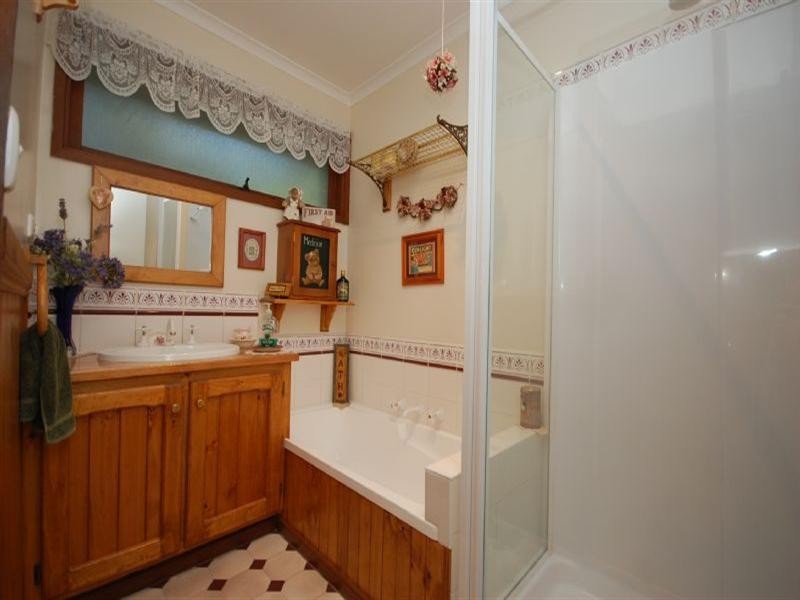 10 Nekla Street, Mount Evelyn VIC 3796