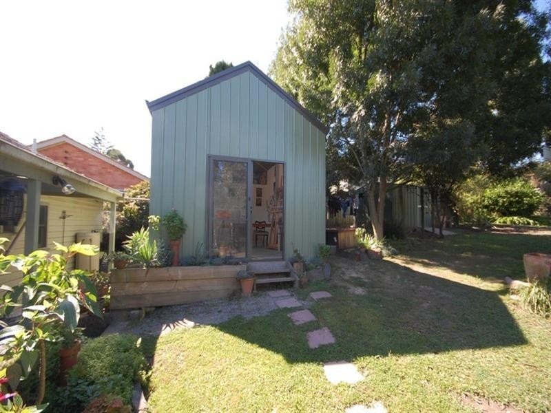 6 Rue De Gare, Wandin North VIC 3139