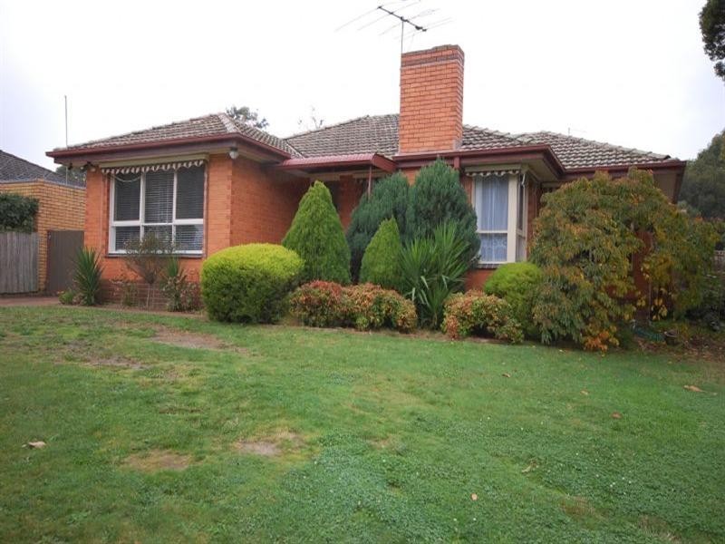 8 Kirtain Drive, Croydon VIC 3136