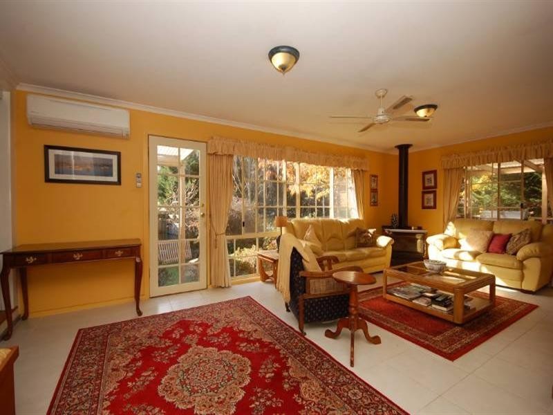 4 Ducol Court, Seville VIC 3139